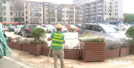 先急后缓、错时浇灌 市园林绿化管理中心全力抗旱保绿